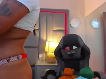 Chaturbate Best live sex cam show of gabymoreau