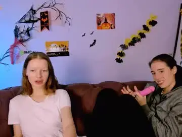 Chaturbate Live Sex Cam of khloebeauty