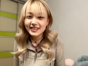 Chaturbate Free Live Porn of debbisomogye