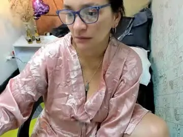 Chaturbate Live Sex Cam of marylinmilf
