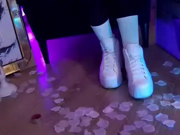 Chaturbate Live Sex Cam of feetvibe