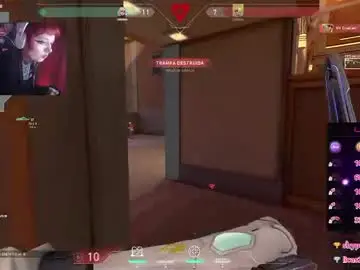 Chaturbate Live Sex Cam of linddamortt