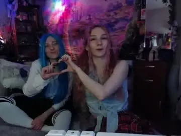 Chaturbate Live Sex Cam of linlin_cuteeee