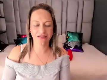 Chaturbate Adult Webcams of charlot_milf