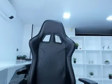 Chaturbate Watch Live Sex Cams of natural_bigboobs