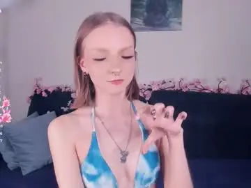 Chaturbate Live Sex Cam of golden__dawn