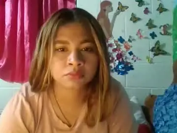 Chaturbate Live Sex Cam of sherlyn_fox69