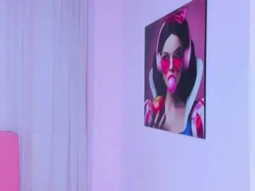 Chaturbate Adult Webcams of maddy__bigboobs