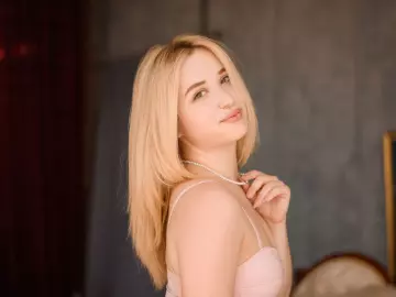 Imlive Private Sex Chat of HazelWhitess