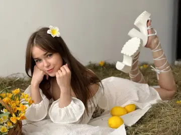 Livejasmin Nude Webcam of CharilWilsun