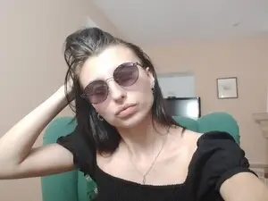 Myfreecams Free Live Porn of MilanaGreyy