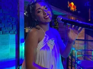 Myfreecams Live Sex Cam of Holyloli