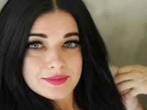 Streamate Live Sex Cam of SashaLoveCherry