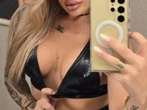 Streamate Nude Webcam of AmiraBelle