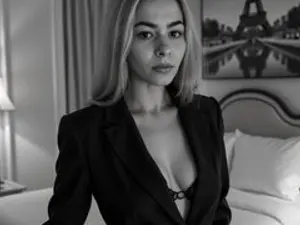 Streamate Free Porn Cam of sweetROSIE26