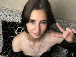 Streamate Nude Webcam of DilaCharm