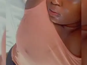 Streamate Watch Live Sex Cams of Treasuremellom