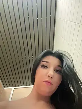 Stripchat Nude Webcam of Tisha_Busty