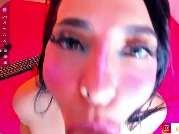 Stripchat Sex Cam of Eva_Grace_