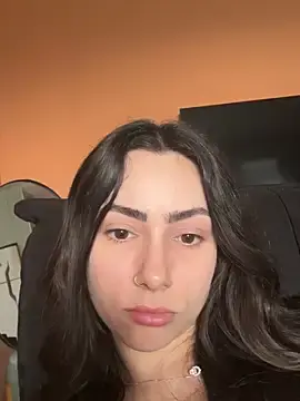 Stripchat Free Porn Cam of Baby_Mia_pires