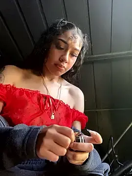 Stripchat Watch Live Sex Cams of badbaby187