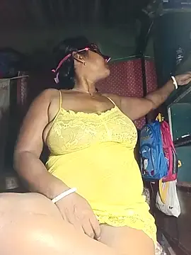 Stripchat Nude Webcam of Nude-Priya2