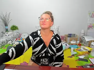 Stripchat Free Porn Cam of IamYourNarcotic