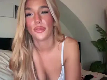Stripchat Live Sex of KENNIEXROSE