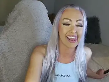 Stripchat Watch Live Sex Cams of TheOGMiaMystique