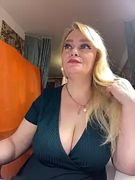 Stripchat Free Porn Cam of Sweet-blonde