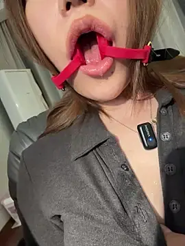 Stripchat Adult Webcam of LisaNeverDie