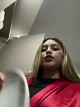 Stripchat Private Sex Chat of lunablossom_