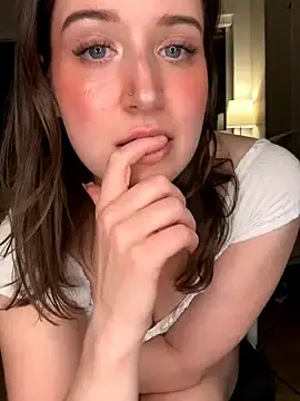 Stripchat Free Live Porn of nerdynina