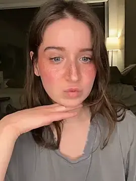 Stripchat Nude Webcam of nerdynina