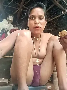 Stripchat Adult Webcam of cute_diya_12