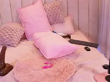 Stripchat Best live sex cam show of emyli_sw_