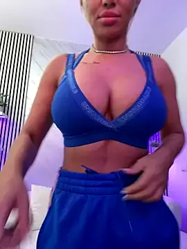 Stripchat Sex Cam of KirstieVegas