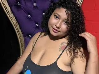 Xlovecam Private Sex Chat of Ayliin