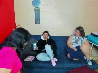 Xlovecam Free Porn Cam of LesbianCoupleSl