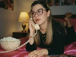 Xlovecam Adult Webcams of ChanellTaylorS