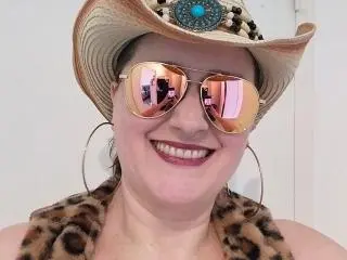 Xlovecam Private Sex Chat of LiliChattePoilue