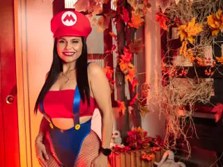 Xlovecam Free Porn Cam of CharlotteCrofort