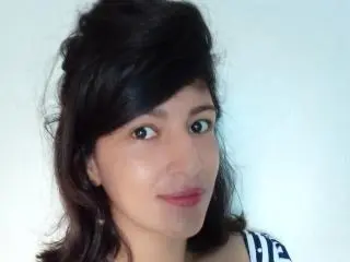 Xlovecam Nude Webcam of SarahFriendly