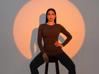 Xlovecam Watch Live Sex Cams of AlanaBorzi