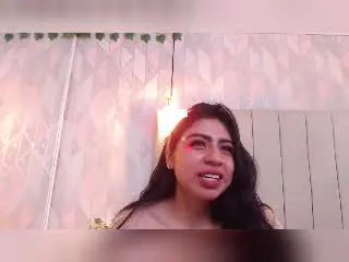 Xlovecam Adult Webcams of ZoeRedds