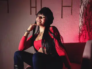 Xlovecam Free Live Porn of EmmaEbony