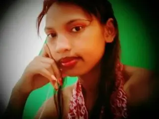 Xlovecam Best Webcam of LindaSwag