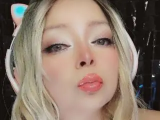 Xlovecam Watch Live Sex Cams of HoneySweett