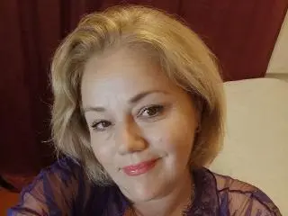 Xlovecam Sex Chat of AlliRain